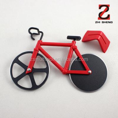 China Amazon Bicycle Cool Shape Disposable Hot Selling Colorful Plastic Pizza Cutter With Pedestal for sale