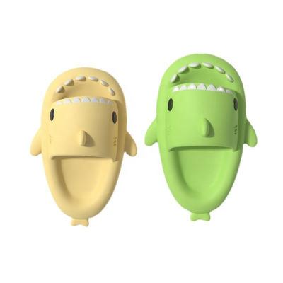 China Dynamic Factory Wholesale Anti-Slippery Flip Flops Kids Soft Home Slides Sandals Bath Shark Shape Non-Slip Flat Slipper for sale