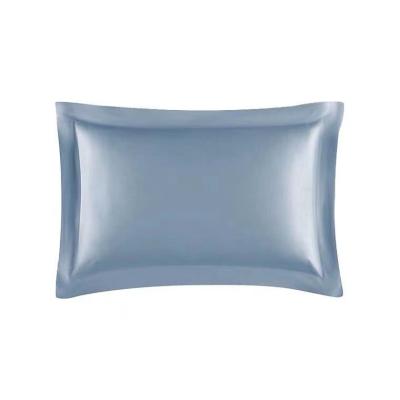 China Non-Toxic Popular Satin Pillow Cases Queen Size Pillow Covers With Envelope Closure for sale