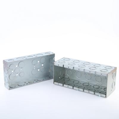 China Mansory Steel Junction Box 1.60MM Thickness Universal Knockouts Zinc Plated Silver Surface Pre fab Function for sale