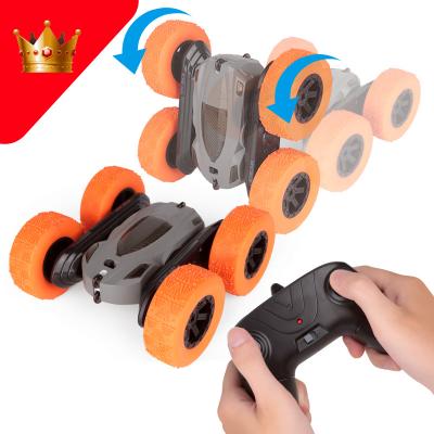 China Hit Stunt Rc Car App Controlled Gesture Feeling Twisting Vehicle Stunt Car RemoteToy 360 Degree for sale