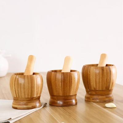 China Viable Multifunctional Manual Bowl Bamboo Garlic Wooden Crusher Ginger Spices Pestle Press Grinder for sale