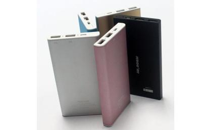 China Portable 10000mah Universaldoppel-USB-Energie-Bank mit Polymer-Batterie zu verkaufen