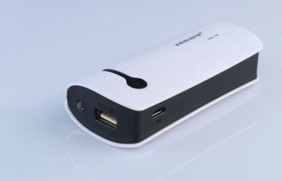 China Navulbare van de de batterijmacht van 5600mah 5V 1A de bank LEIDEN Flitslicht voor Iphone Te koop