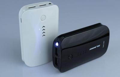 Chine Banque portative de la puissance 8800mAh, chargeur externe de mobile de la CE pour Iphone à vendre