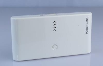 China Pro-20000 Milliamperestunden-Portable externe Doppel-USB-Energie-Bank mit 4 in 1 Linie zu verkaufen