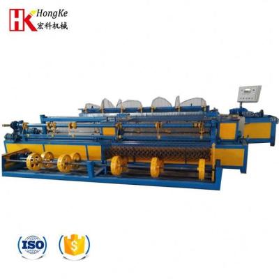 China Hotels Galvanized Chain Link Fencing Mesh Machine Weaving Machine Sale India for sale