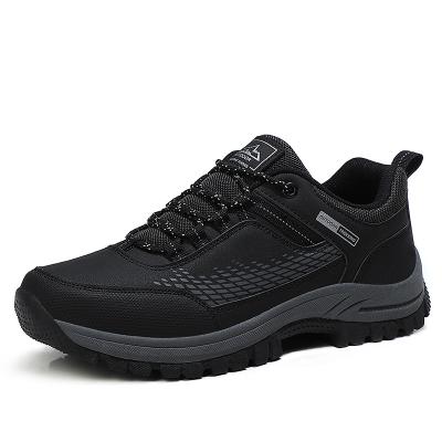 China Large size hiking men's wear-resistant shoes outdoor men's shoes new durable non-slip waterproof shoes for sale