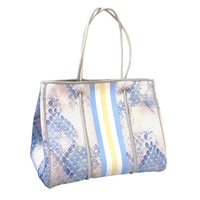 China 2021 Hot Selling Perforated Beach Tote Handbag Neoprene Fabric Bag for sale