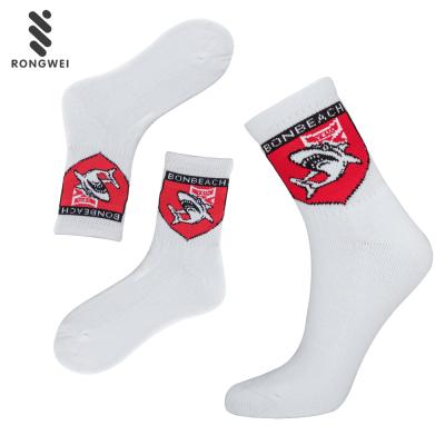 China OEM Antibacterial Custom Logo Crews White Cotton Sports Socks For Man for sale