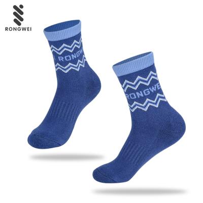 China Custom Logo Antibacterial Blue Thick Daily Sports Dress Happy Socks for sale