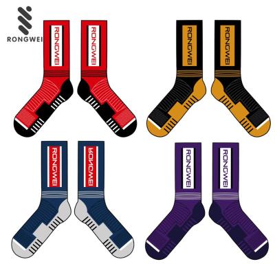 China Elite Antibacterial Custom High Quality Mens Professional Basketball Sports Socks for sale