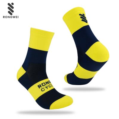 China 2020 New Design Contrast Color Antibacterial Breathable Nylon Thin Bicycle Socks for sale