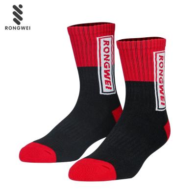 China Custom Logo Design Fashion Free Crew Socks Men Antibacterial For Newspaper for sale