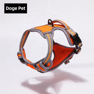 China Viable Manufacturer Wholesale Outdoor Nylon Adjustable Custom Rechargeable Safety Lights Led Dog Harness for sale