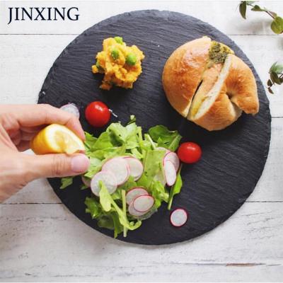 China Sustainable Stain Resistant Round Slate Cheese Board Platter Tray For Kitchen Dining Parties Entertaining for sale