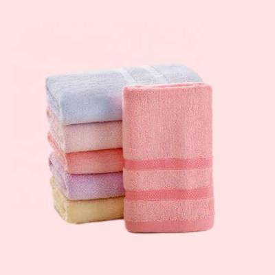 China Luxury Water Absorption 100% Organic Bamboo Fiber Hand Towel For Hotel for sale