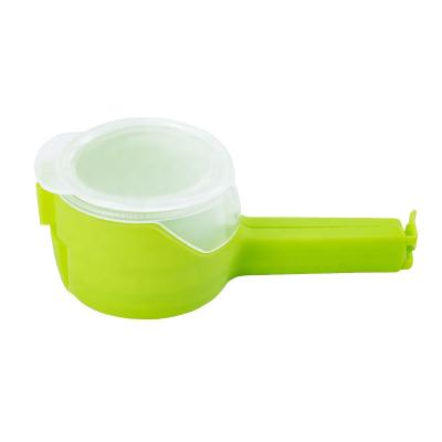 China Viable Kitchen Gadgets 2 In 1 Large Plastic Bag Snack Food Chip Clips For And Seal Cuts Sealer for sale