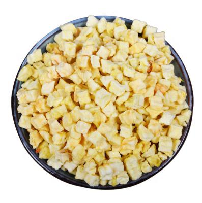 China Air Dry Dried Dehydrated Dehydrated Apple Cubes Food Fruit Tea Apple Granules for sale