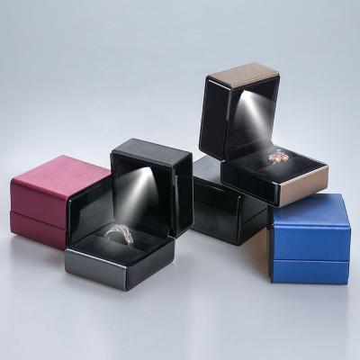 China Luxury Custom Multicolor Jewelery Packaging Gift Box Logo Ring Jewelery Boxes Packaging Small Mini Led Light Leather Velvet for Wedding for sale