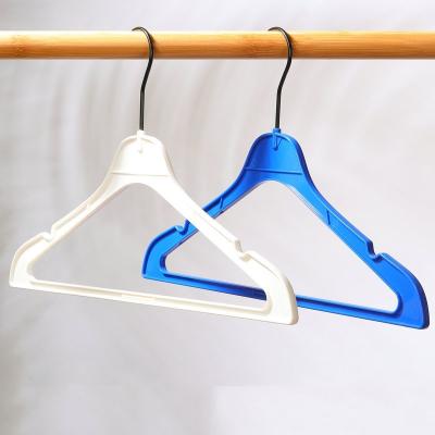 China Behind Doors/On Walls Hot Selling Plastic Hanger Hanger Clothes Women's Hangers for sale