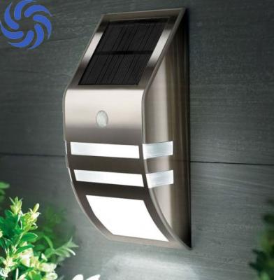 China Parede solar de aço inoxidável durável/elegante ilumina-se com sensor de movimento à venda