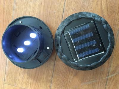 China 2.4 Lumens IP44 Solar Garden Lights 4 LED Solar Gutter Lights for sale