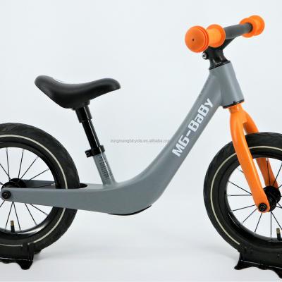 China Children Cycle Toy Kids Balance Bike, Magnesium Alloy Bike, Walking Bike for 2-5 Years Old Children, MG18D for sale