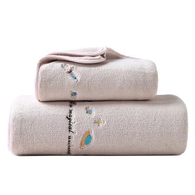 China High Density Bath Water Coral Fleece Towel Set Hypoallergenic Custom Size Soft Absorbent Household for sale