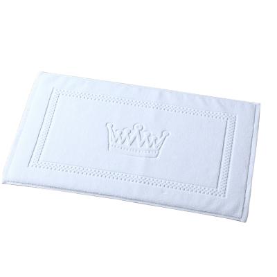 China Customized Size Logo Hotel Soft Woven White Hypoallergenic Cotton Floor Towel For Bath Cleaning for sale