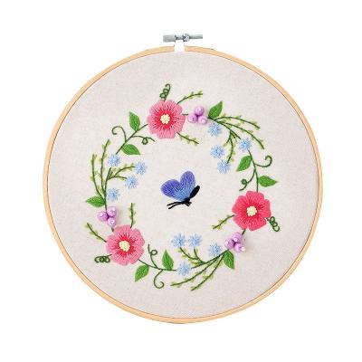 China DIY Embroidery Stamped Kit With Garlands Pattern Cross Stitch Handwork Craft For Adults Beginners 19*19cm for sale