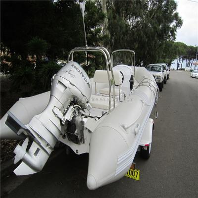 China 2018 Alibaba China White Color PVC Rigid Hull Inflatable Fishing Boats for sale