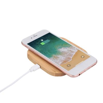 China Mobile Phone Radio BAMBOO 5 Charger With 10W Log Desktop Wireless Charging Can Be Printed LOGO Manufacturer Provides Straightly for sale