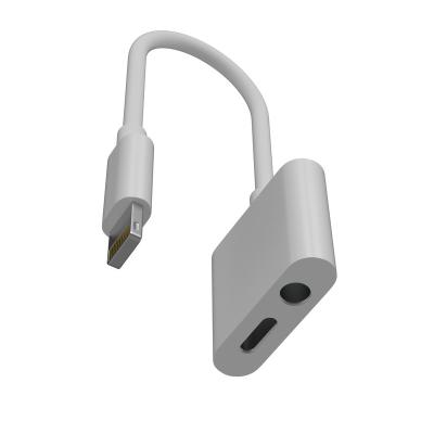 China For Lightning 3.5 To 3.5mm Jack Audio Headphone Earphone USB Charging Adapter Converter MM YZ-4 Port High Quality Charger For iPhone for sale