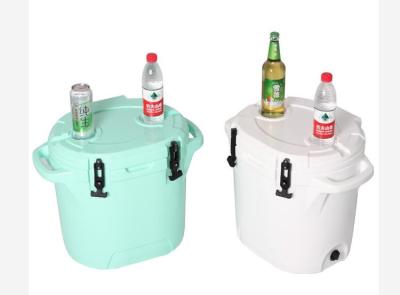 China Outdoor Rotomoulded Products Camping Round Ice Chest 25L for sale