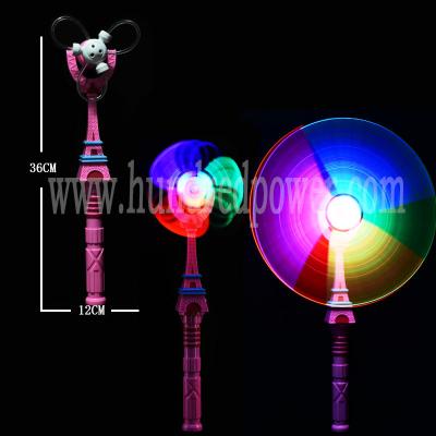 China Rosa blinkende Eiffelturm-Plastikform des Windmühlen-Spielzeug-Regenbogen-Windmühlen-Spinner-DIY zu verkaufen