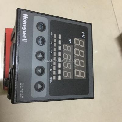 China 24 Hours Measuring Temperature Honeywell Digital Temperature Controller DC1040CR-701000-E DC1040CL-701000-E DC1040CT-701000-E for sale