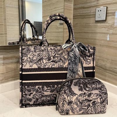 China 2023 luxury famous designer brand ladies bags diora handbags large capacity ladies bag packing waterproof women handbags for sale