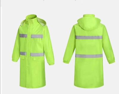 China 2022 New Rain Coat Wear Proof Water Resistant Rain Coat Wholesale for sale