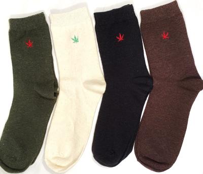 China Antibacterial Hemp Socks Fashion Multicolor Design Men Organic Cotton Hemp Socks Customized Order Socks for sale