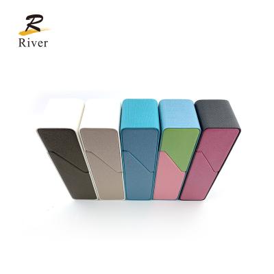 China 2019 new Amazon hotsale iron eyewear metal eyeglass case rectangle glasses case riveroptical hard for sale