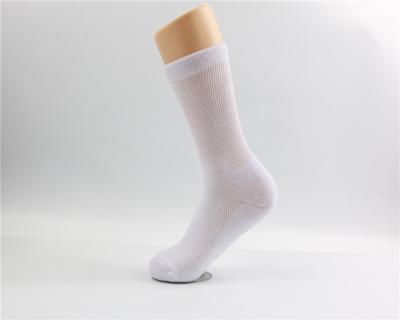 China 2018 newest antibacterial cheap white diabetic socks for men for sale