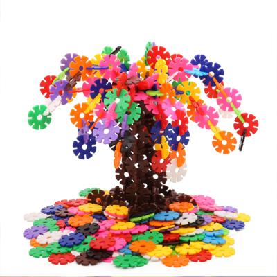 China Hot Educational Toys eBay Popular Plastic Colorful Snowflakes Building Blocks Building Blocks for sale