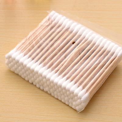 China Cosmetic cotton swabs wholesale stick cleaning paper wood cotton swab for sale