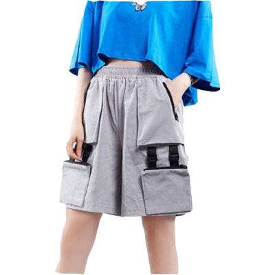 China Anti-wrinkle custom 2021 summer women tooling shorts cool street wear 3d zipper loose oversized multi pocket casual cargo leggings for sale