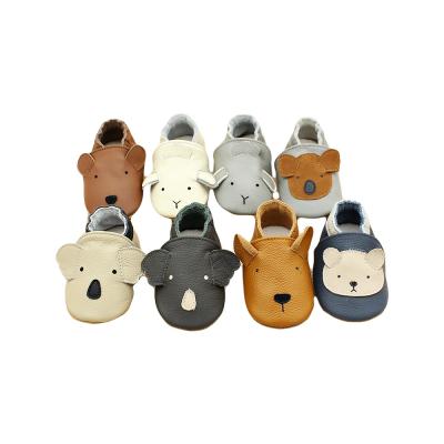 China Anti-Smell Stretching Mixed Animal Soft Leather Cute Baby Koala Baby Shoes Comfort Infant Shoes Baby Walking Shoes for sale