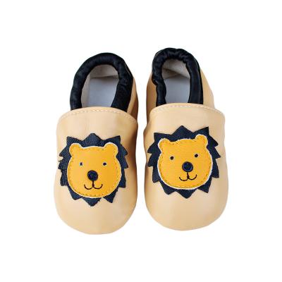 China Anti-Smell Slip On Baby Shoes Soft Leather Comfort Infant Shoes for sale