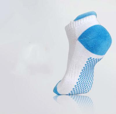 China Custom Logo, design Anti Slip Yoga women Socks for sale