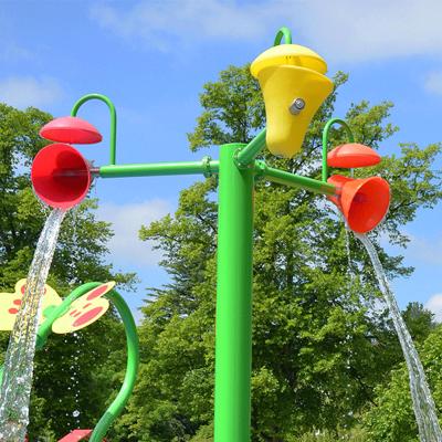 China Interactive Water Park Cenchi Family Splash Water Park Super Fantasy Dumping Bucket Spray for sale