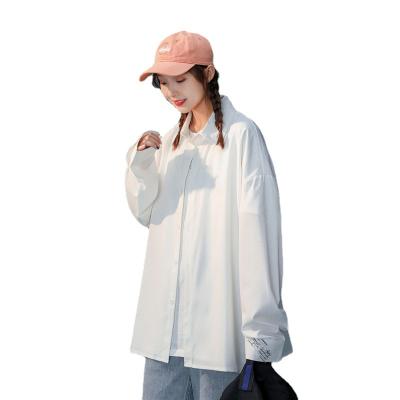 China Viable Ladies Spring Autumn White Shirts Long Sleeve Loose Fit Unisex Shirts Plus Size Women's Blouses for sale